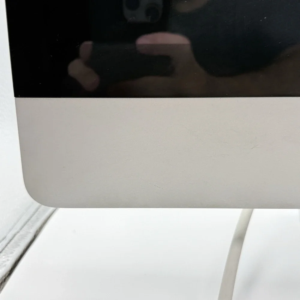 Apple iMac 21.5